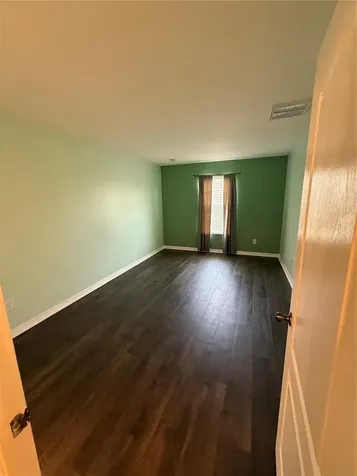 5032 White Sanderling Court Tampa FL 33619