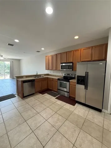 5032 White Sanderling Court Tampa FL 33619
