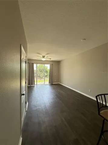 5032 White Sanderling Court Tampa FL 33619