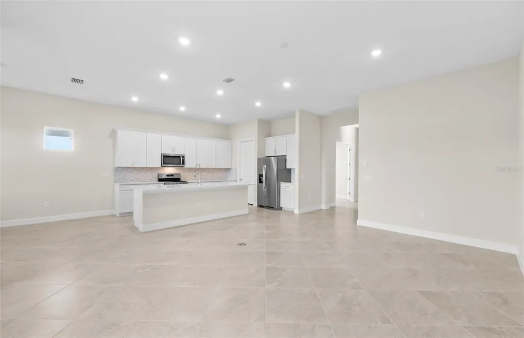 7621 Fulham Avenue Bradenton FL 34210