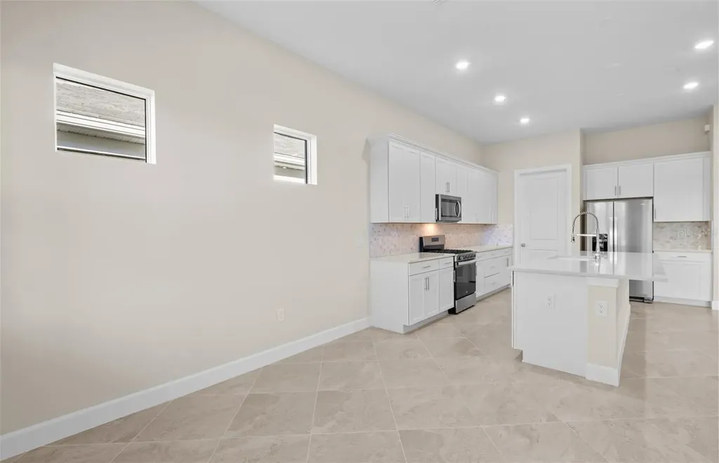 7621 Fulham Avenue Bradenton FL 34210