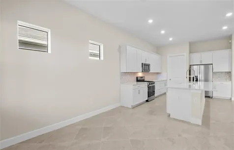 7621 Fulham Avenue Bradenton FL 34210