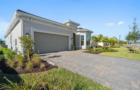 7621 Fulham Avenue Bradenton FL 34210