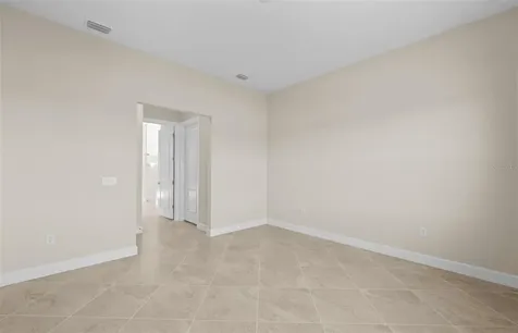 7621 Fulham Avenue Bradenton FL 34210