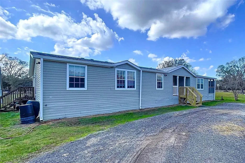 14890 Cr 757 Webster FL 33597