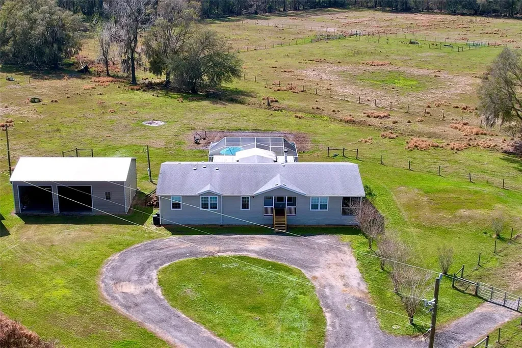 14890 Cr 757 Webster FL 33597