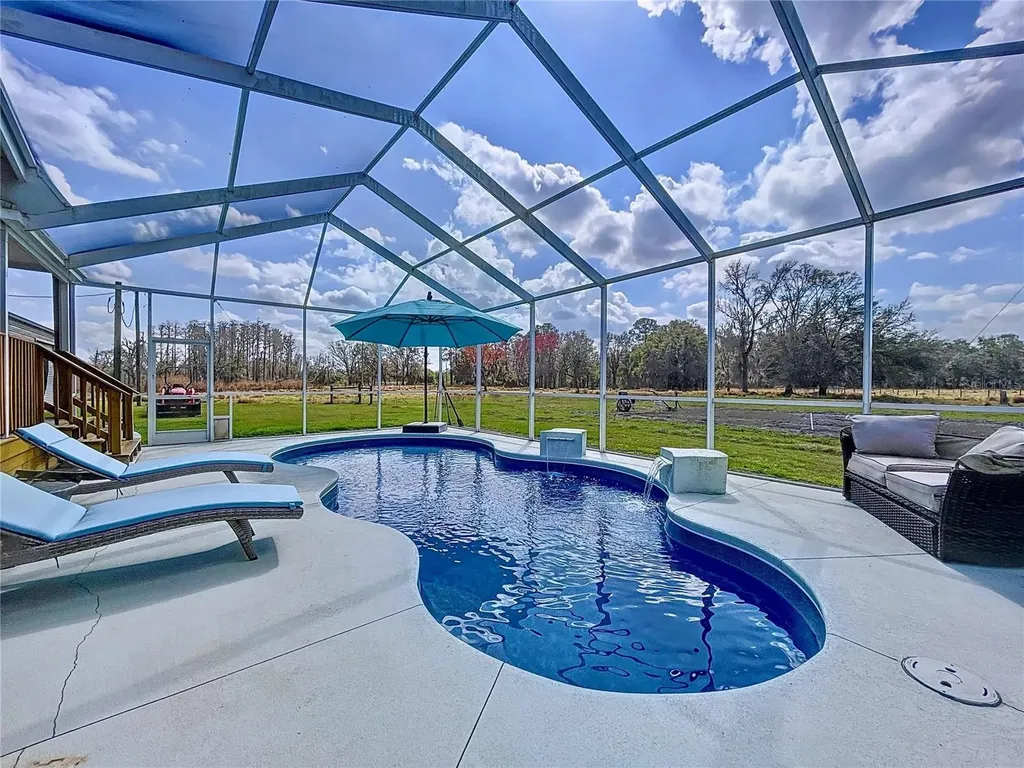 14890 Cr 757 Webster FL 33597