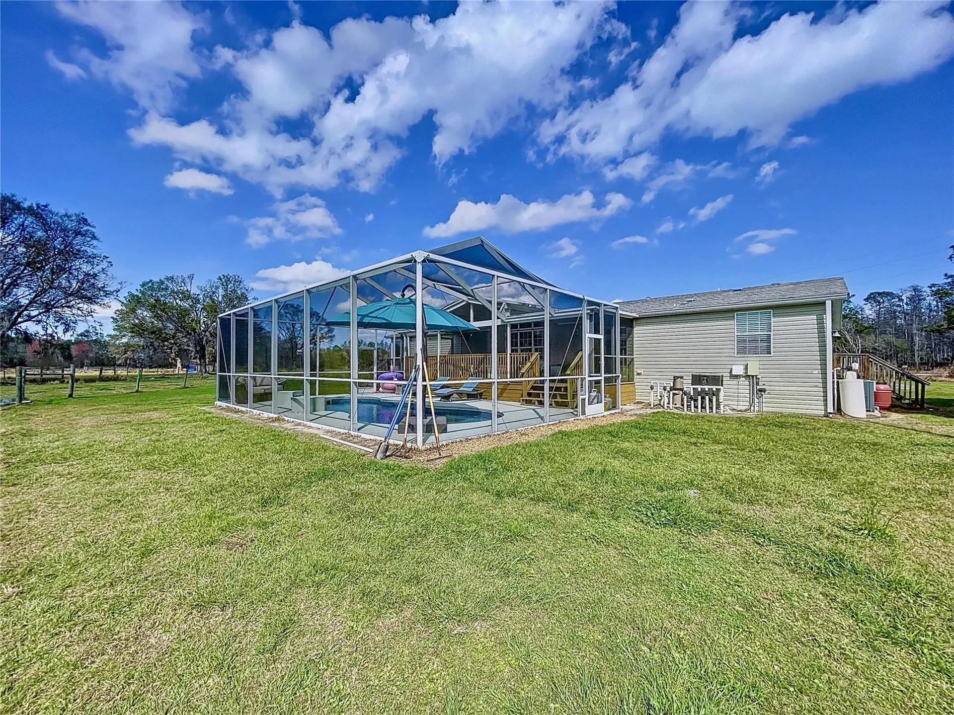14890 Cr 757 Webster FL 33597
