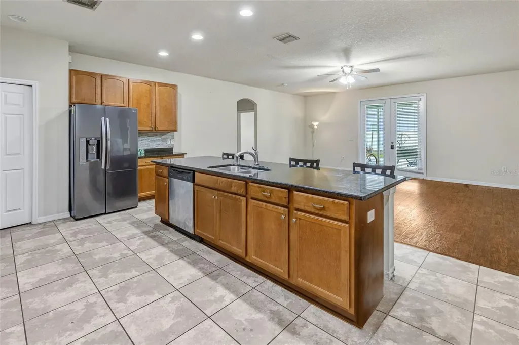 2206 Via Cortona Street Plant City FL 33566