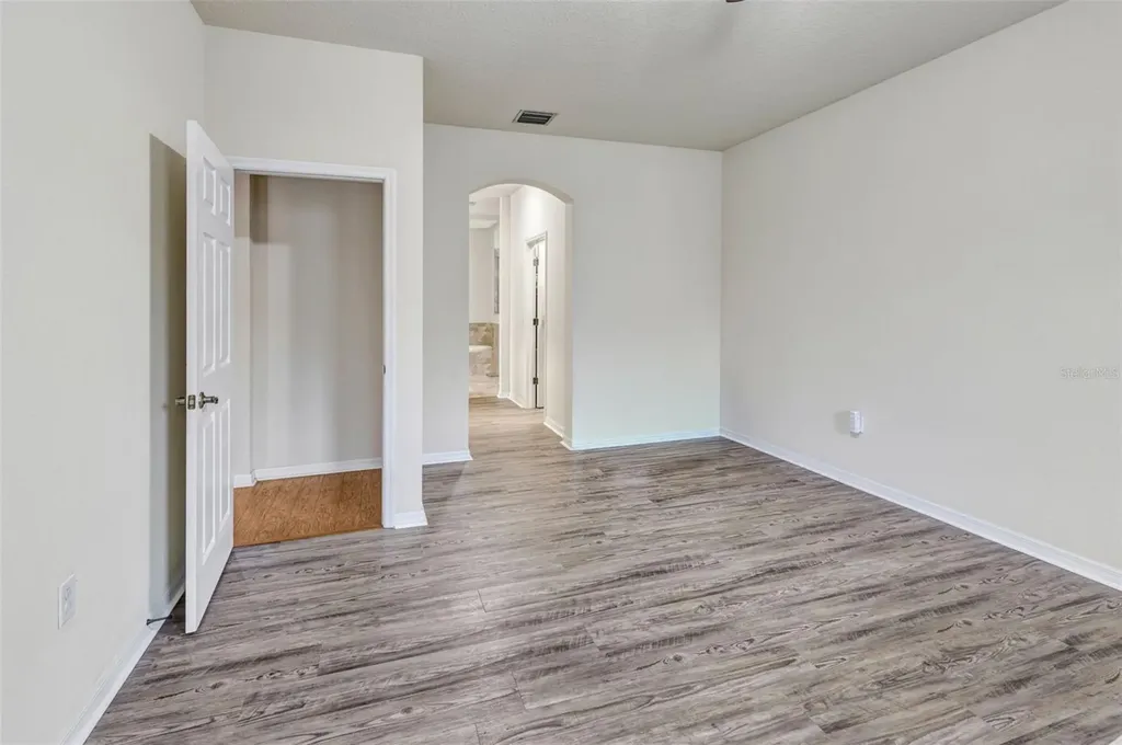 2206 Via Cortona Street Plant City FL 33566