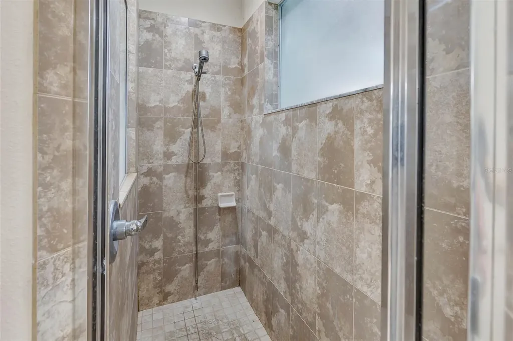 2206 Via Cortona Street Plant City FL 33566