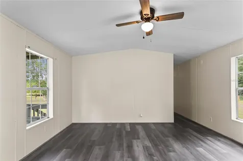 219 SE Adams Street High Springs FL 32643