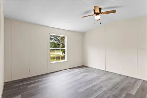219 SE Adams Street High Springs FL 32643