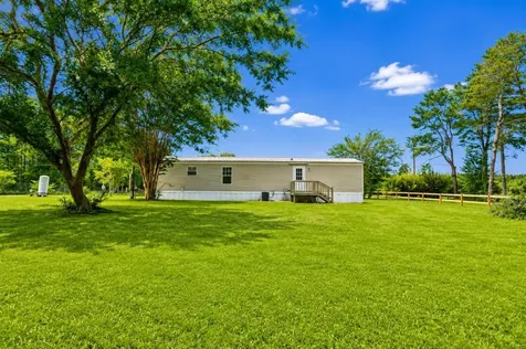219 SE Adams Street High Springs FL 32643