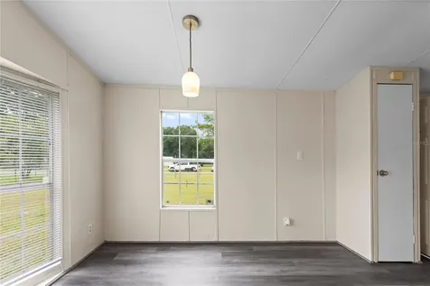 219 SE Adams Street High Springs FL 32643
