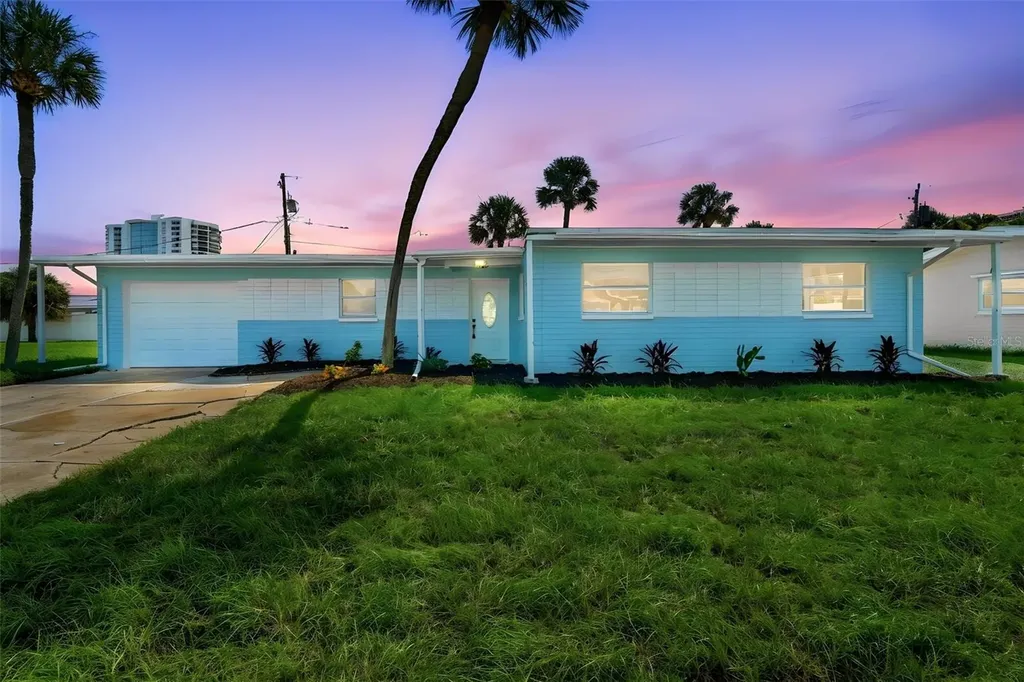 2542 W Coral Way Daytona Beach FL 32118