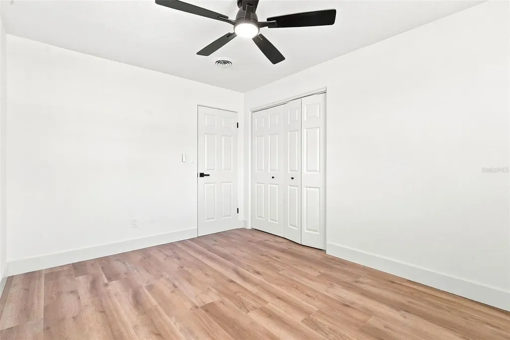 2542 W Coral Way Daytona Beach FL 32118