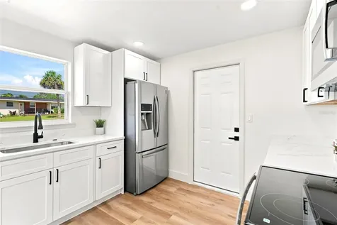 2542 W Coral Way Daytona Beach FL 32118
