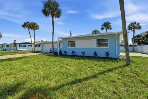 2542 W Coral Way Daytona Beach FL 32118