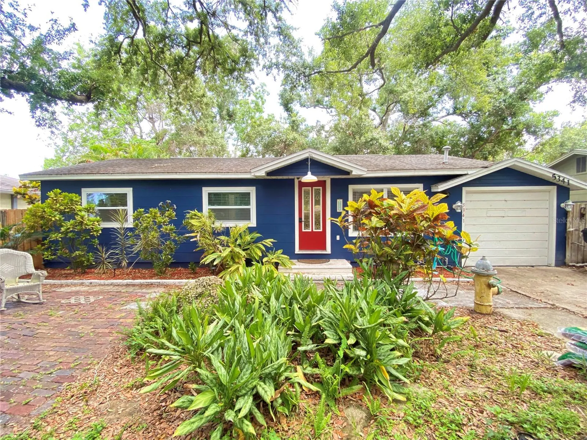 5341 43rd Avenue N St Petersburg FL 33709