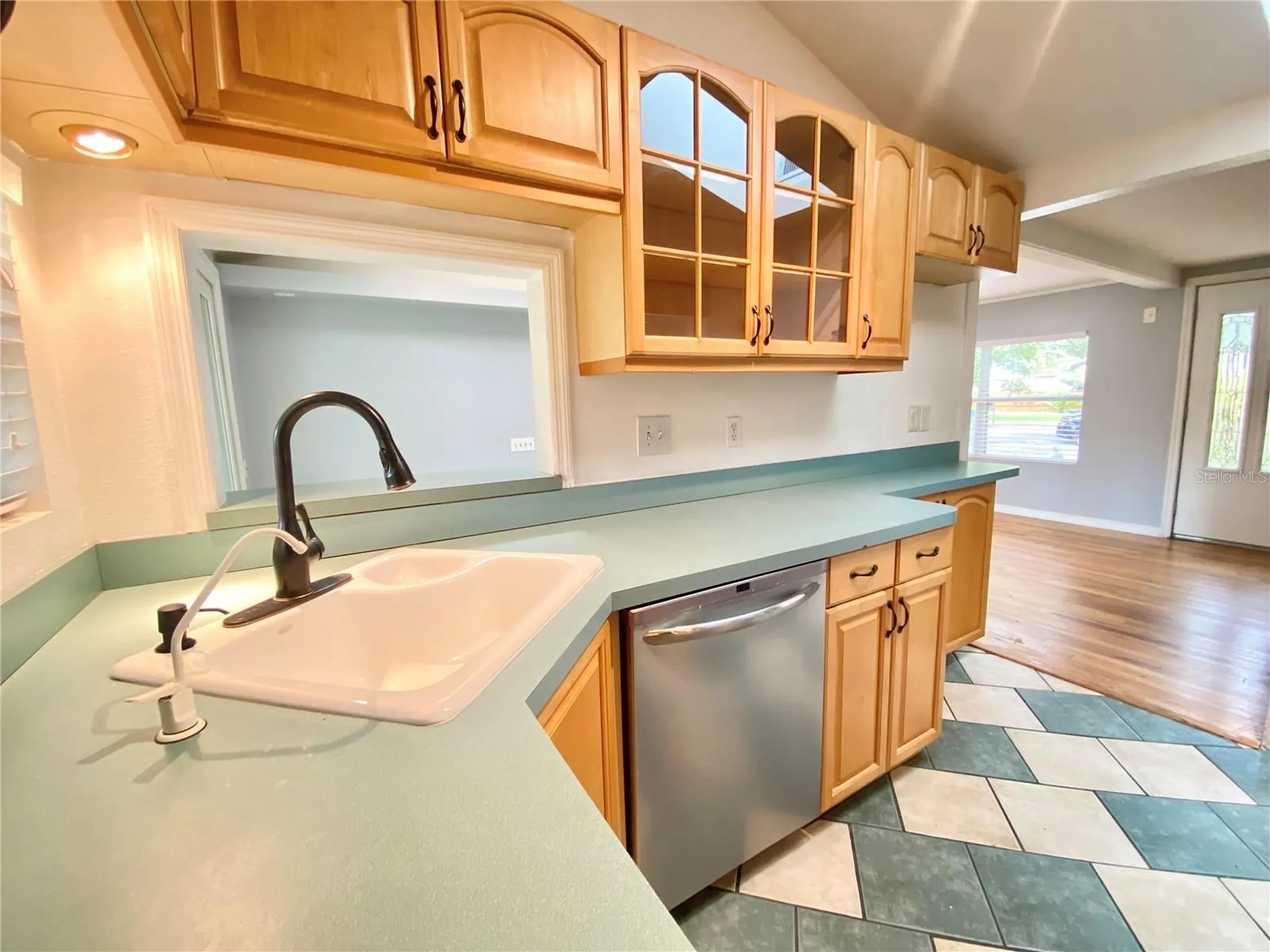 5341 43rd Avenue N St Petersburg FL 33709