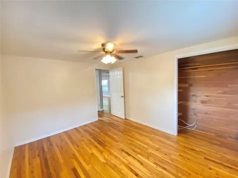 5341 43rd Avenue N St Petersburg FL 33709