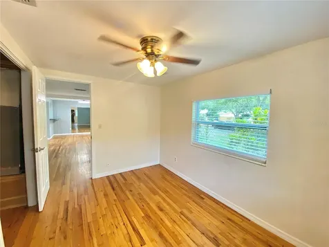 5341 43rd Avenue N St Petersburg FL 33709