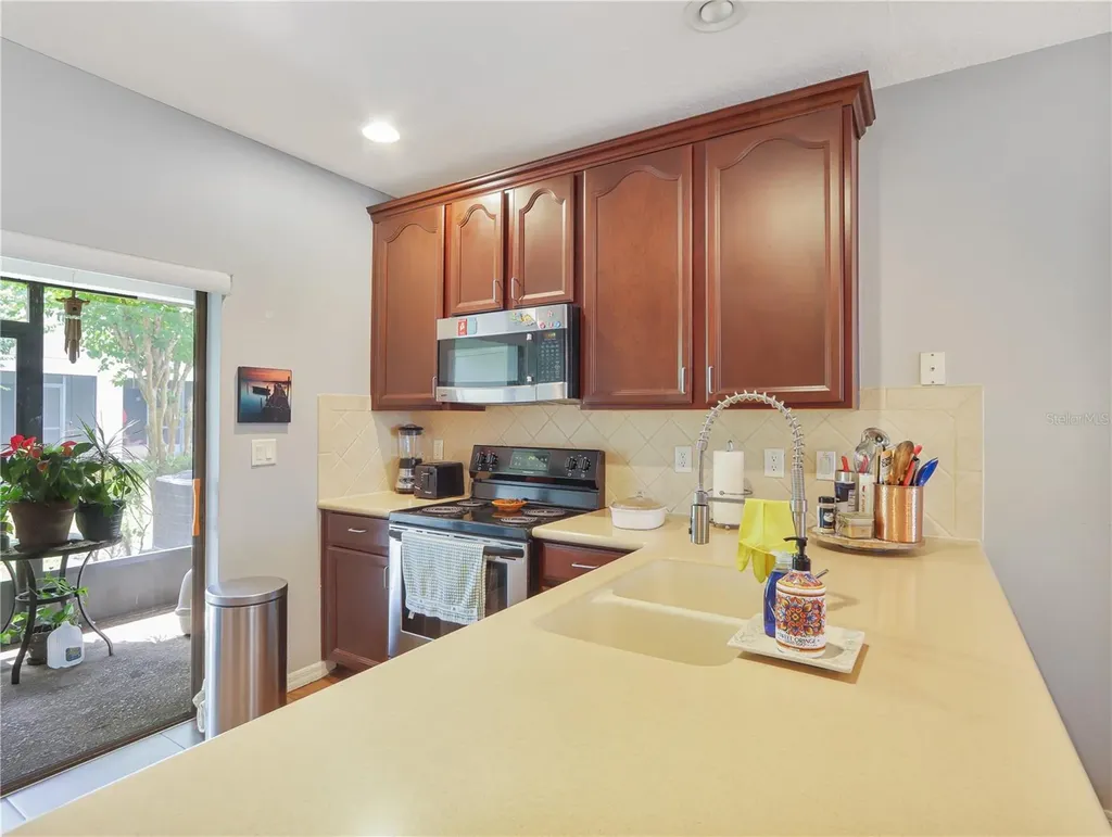 3250 Windleshore Sanford FL 32773