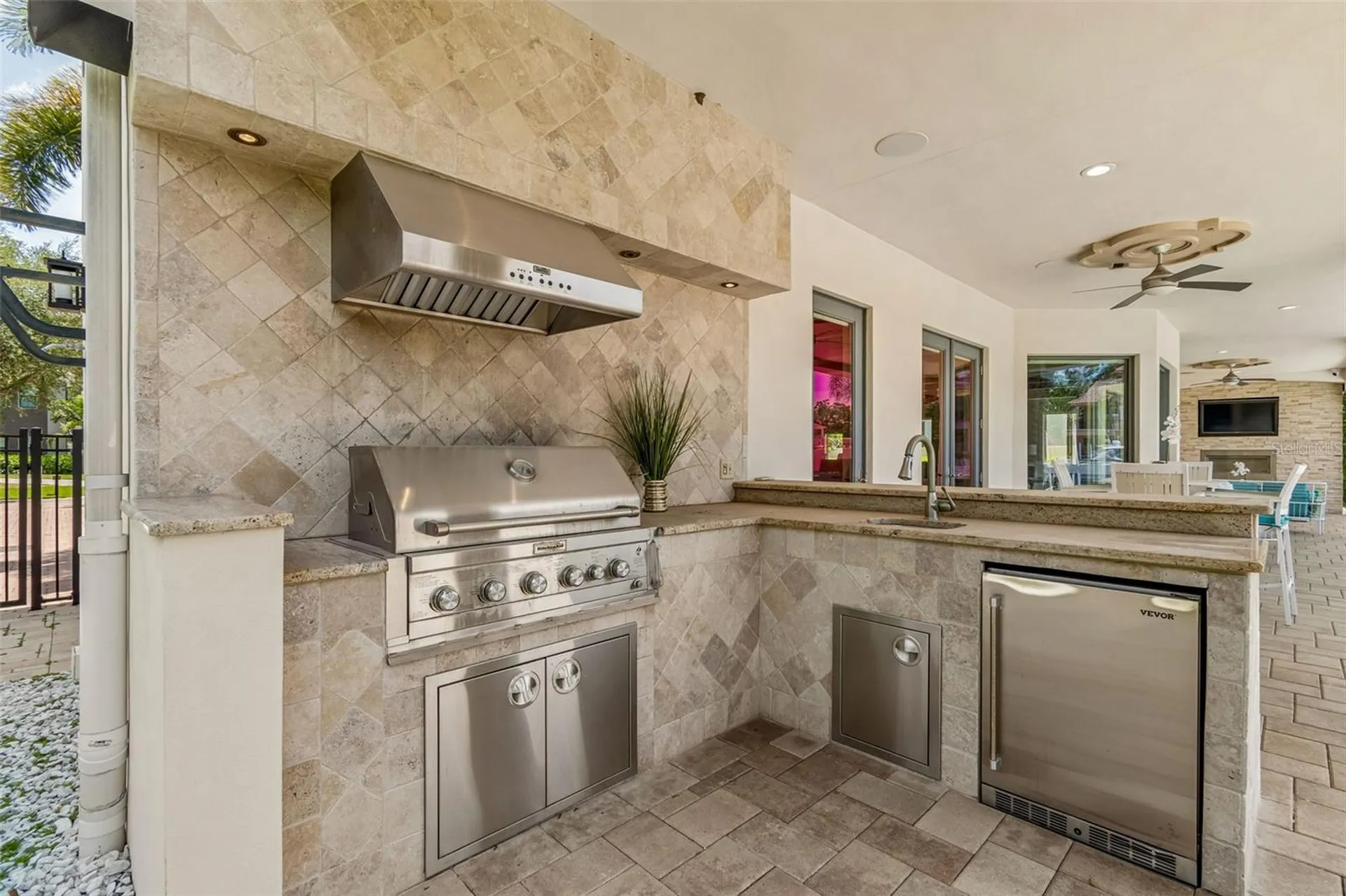 4927 Lyford Cay Road Tampa FL 33629
