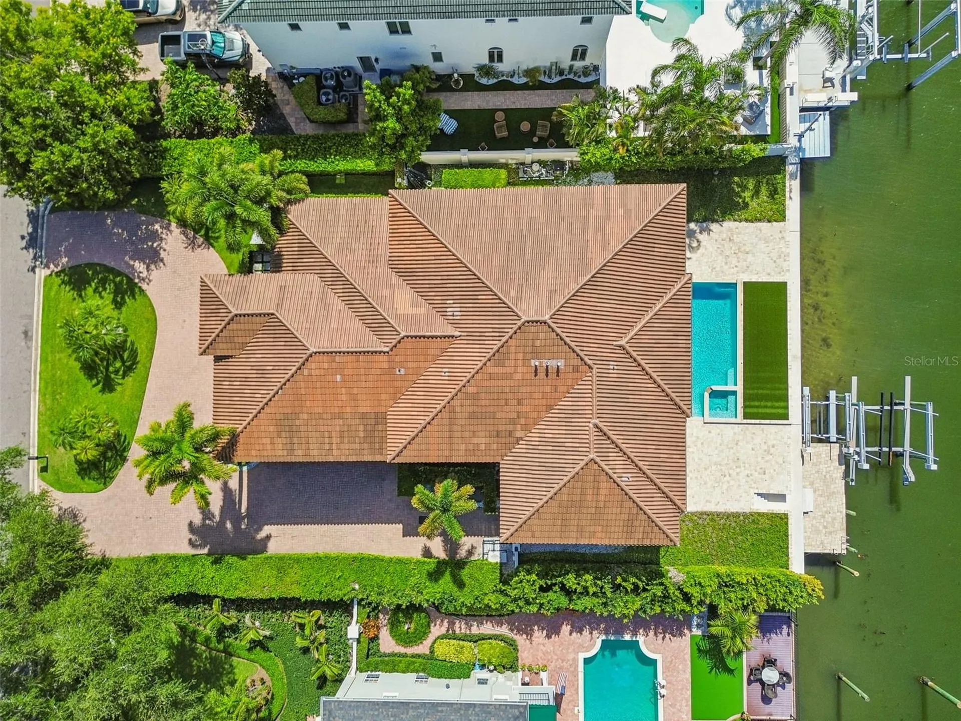 4927 Lyford Cay Road Tampa FL 33629