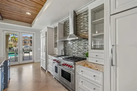 4927 Lyford Cay Road Tampa FL 33629