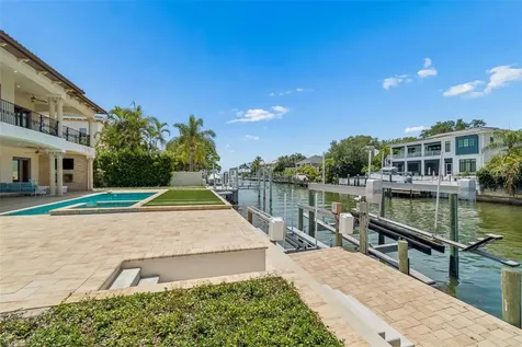 4927 Lyford Cay Road Tampa FL 33629