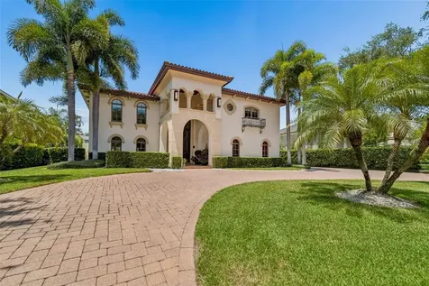 4927 Lyford Cay Road Tampa FL 33629