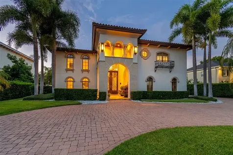 4927 Lyford Cay Road Tampa FL 33629