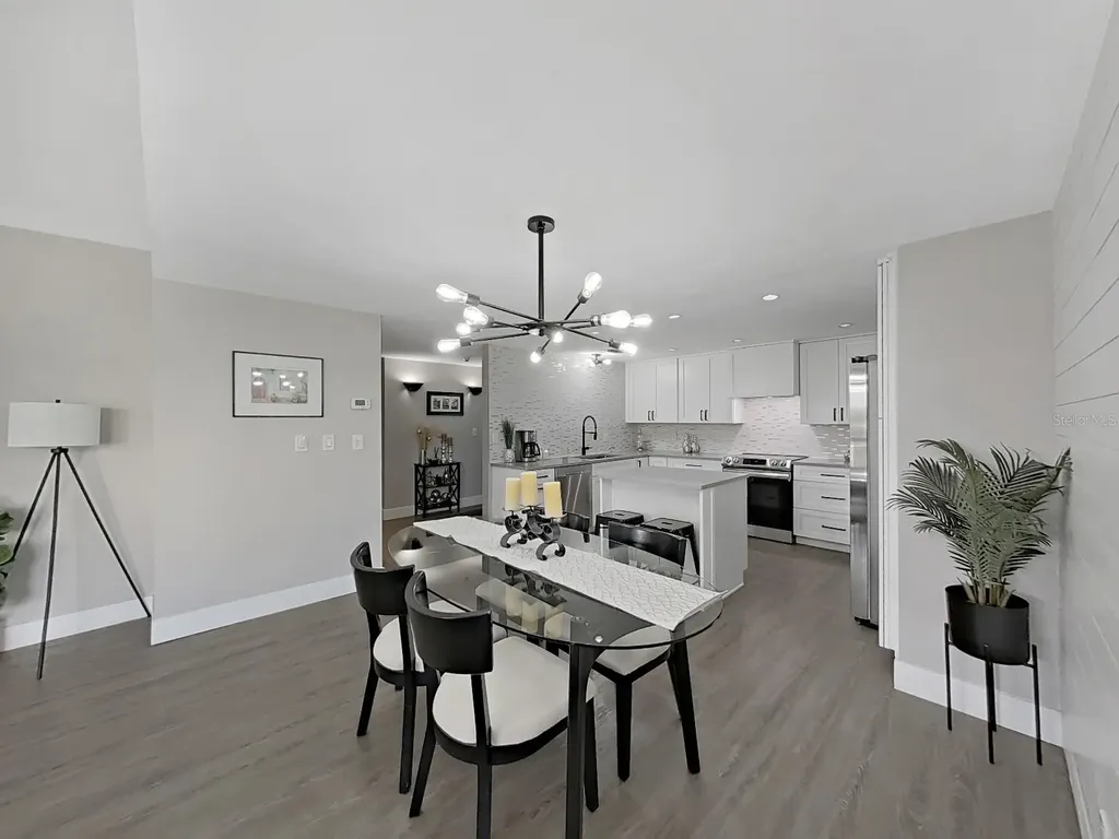 150 Belleview Boulevard Belleair FL 33756