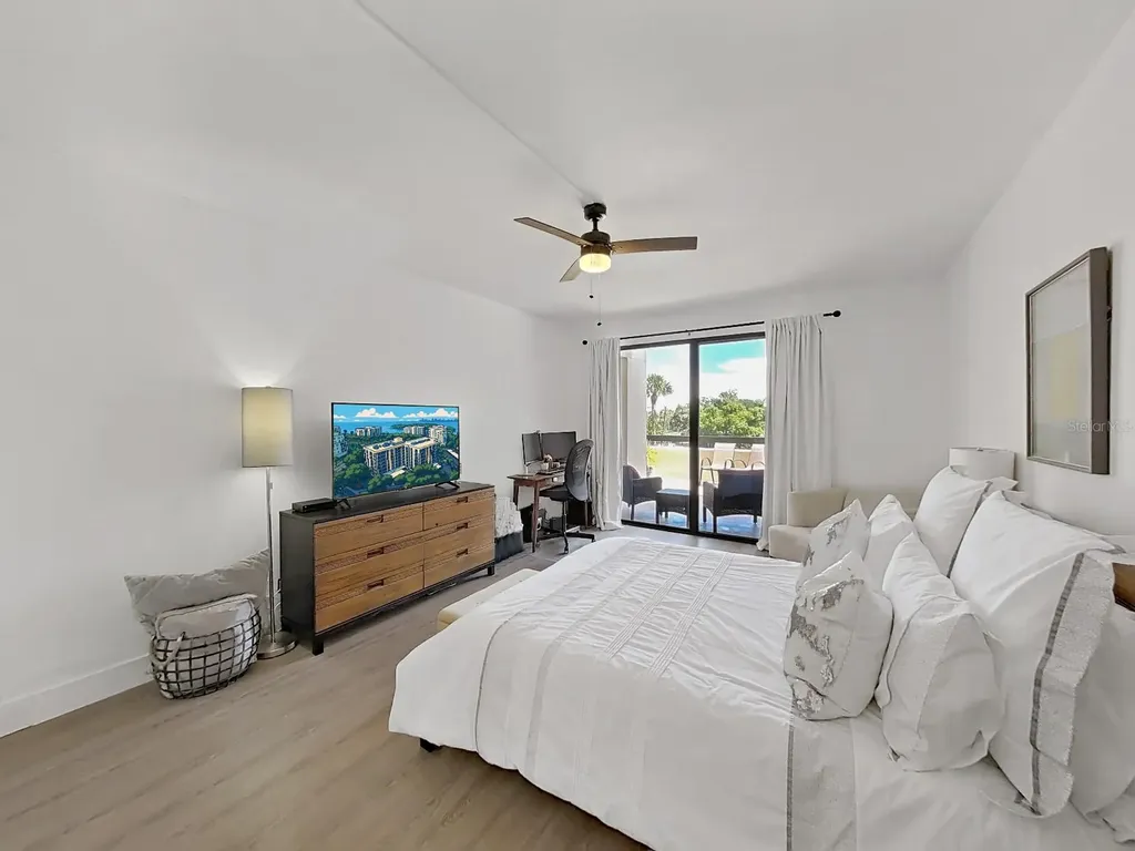150 Belleview Boulevard Belleair FL 33756