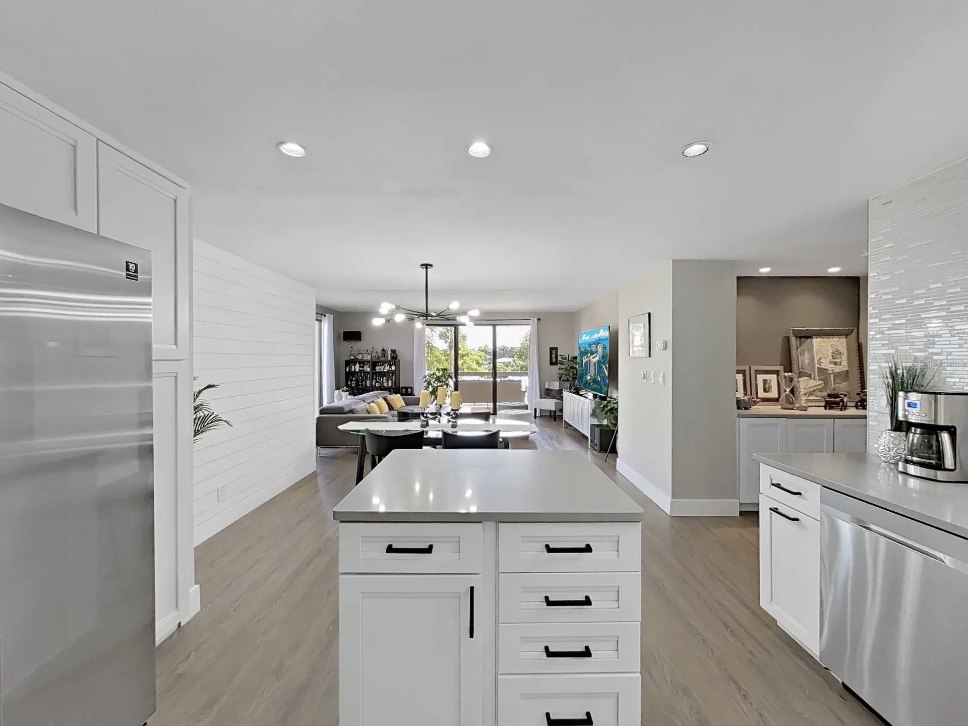 150 Belleview Boulevard Belleair FL 33756