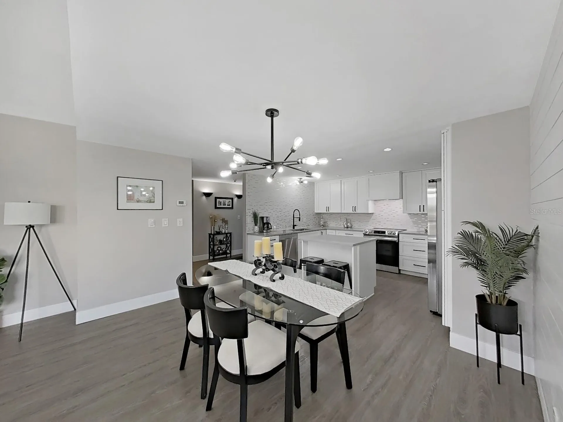 150 Belleview Boulevard Belleair FL 33756