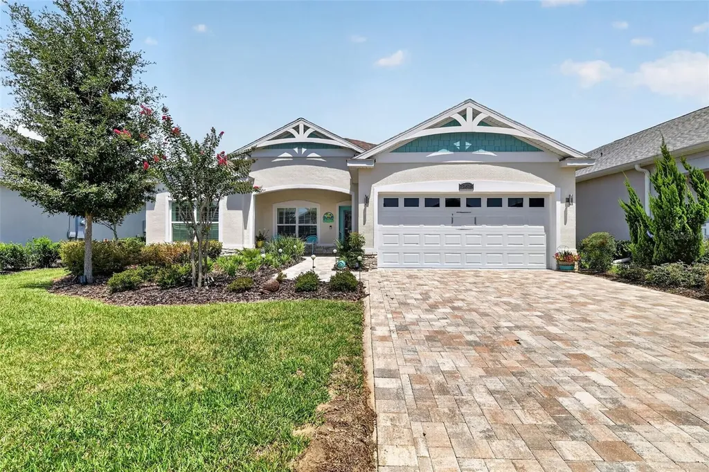 12615 NE 49th Drive Oxford FL 34484