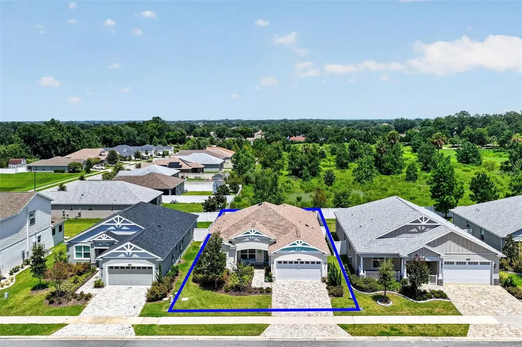 12615 NE 49th Drive Oxford FL 34484