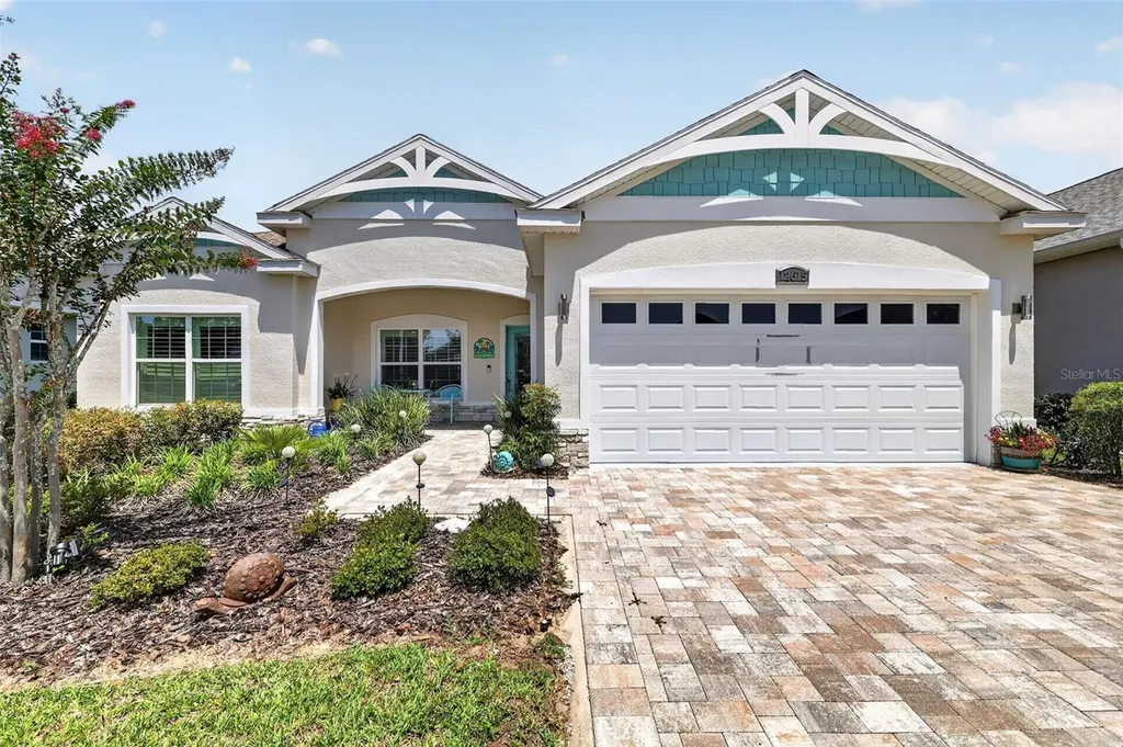 12615 NE 49th Drive Oxford FL 34484