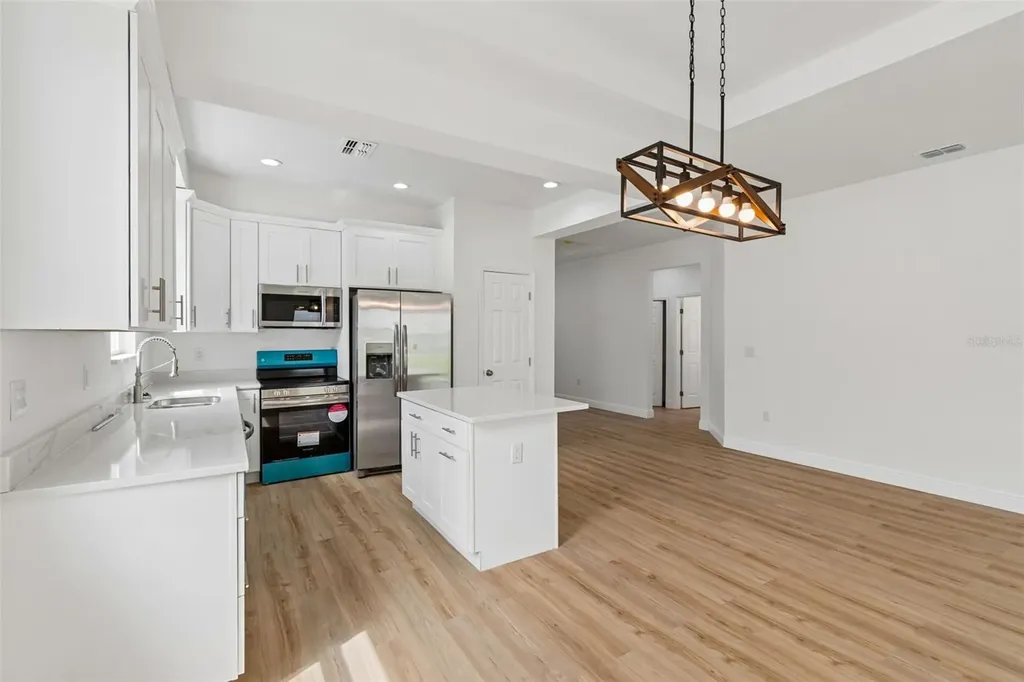 2523 Avenue E SW Winter Haven FL 33880
