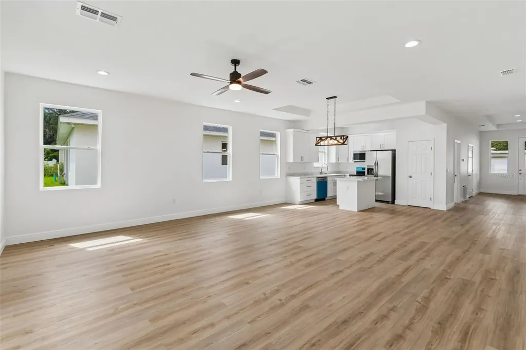 2523 Avenue E SW Winter Haven FL 33880