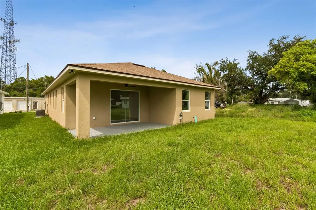 2523 Avenue E SW Winter Haven FL 33880