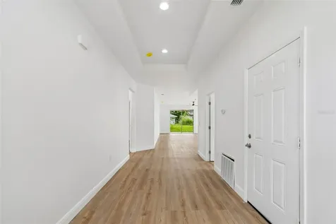 2523 Avenue E SW Winter Haven FL 33880