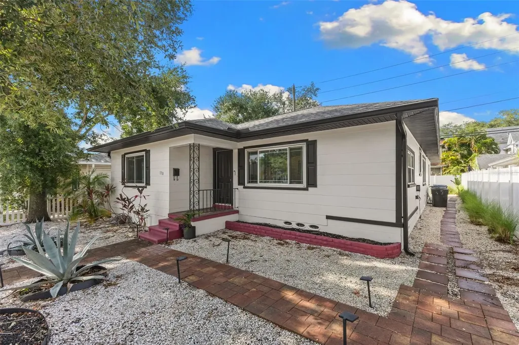 170 22nd Avenue N St Petersburg FL 33704