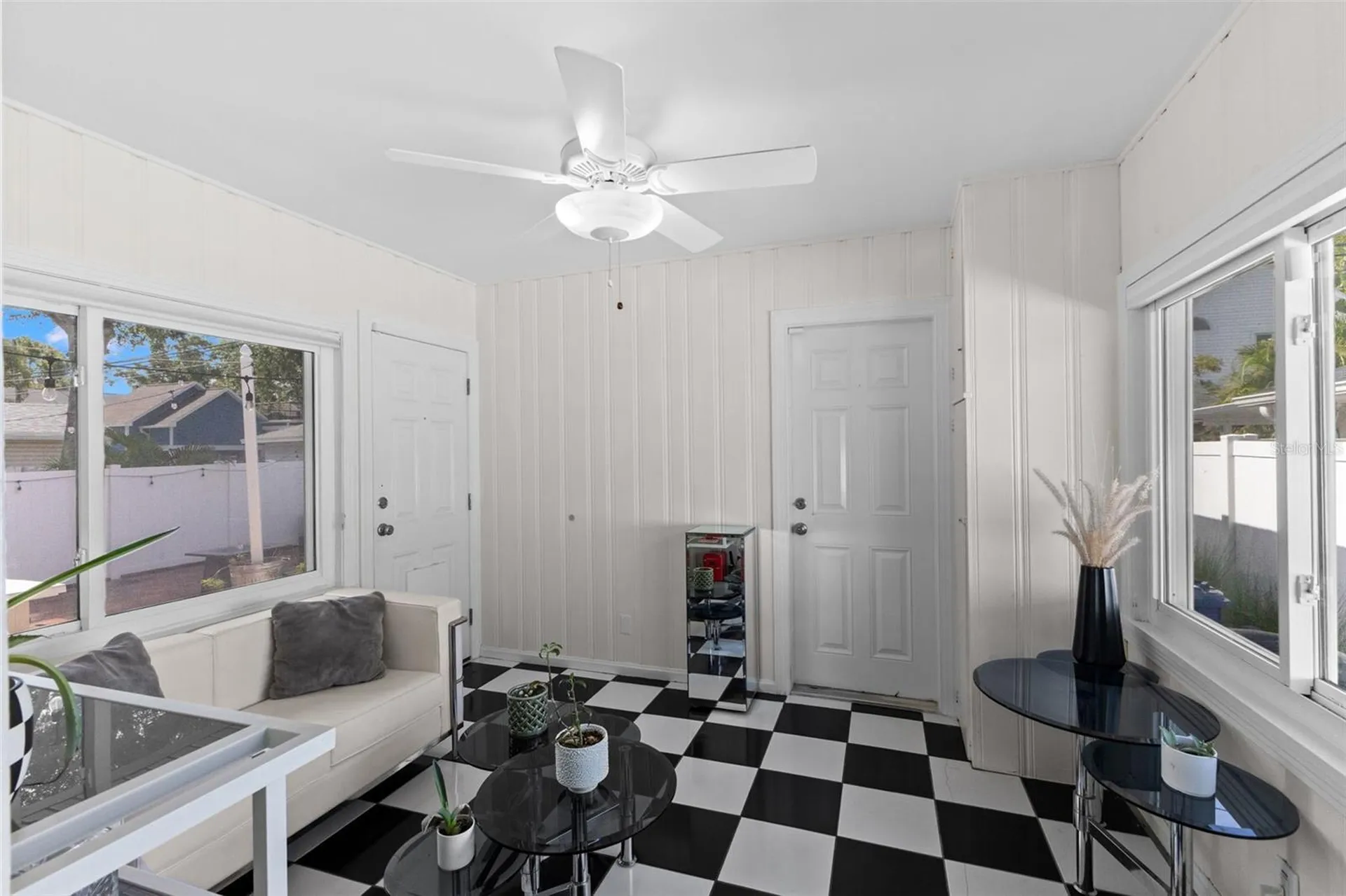 170 22nd Avenue N St Petersburg FL 33704