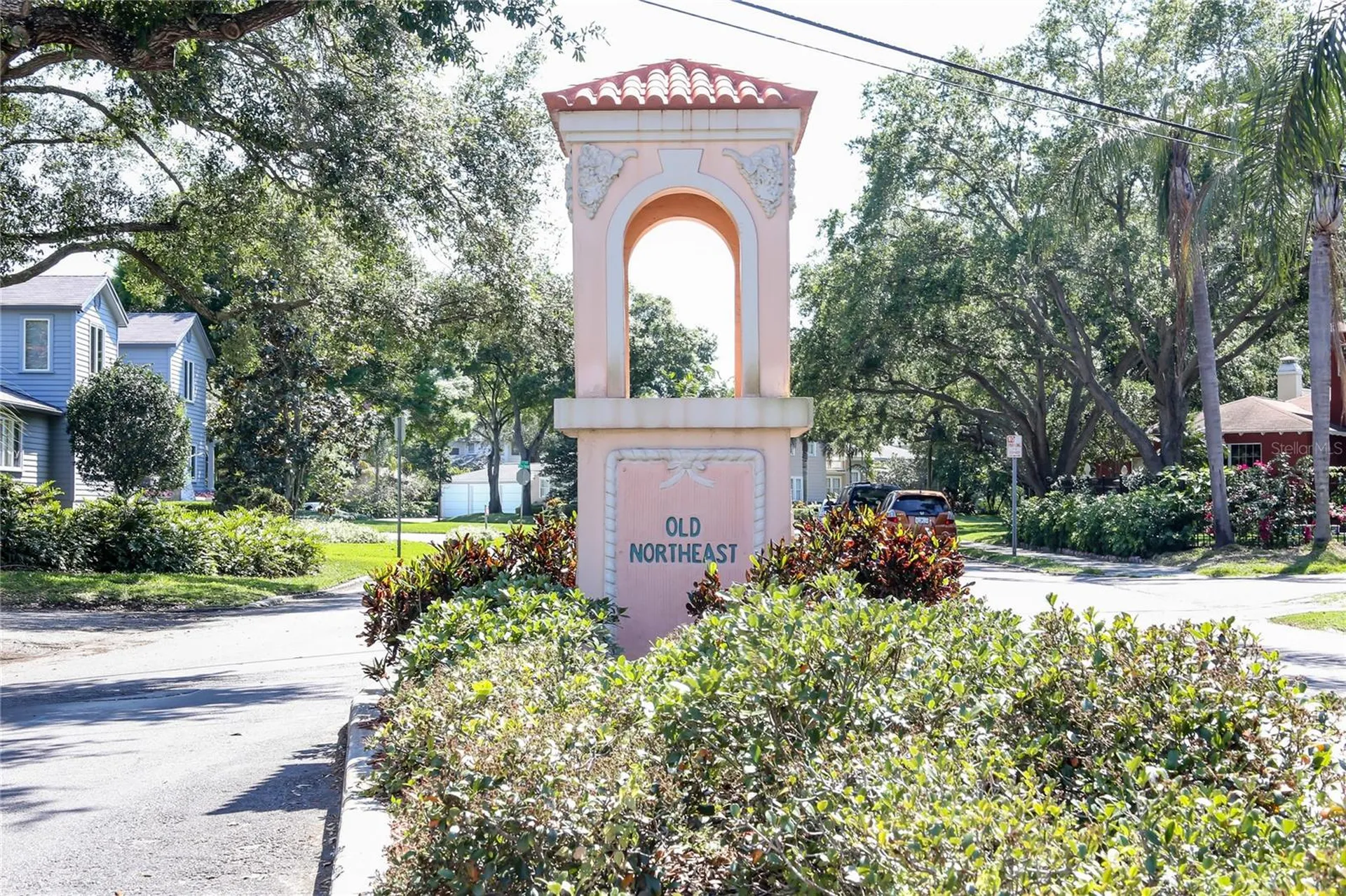 170 22nd Avenue N St Petersburg FL 33704