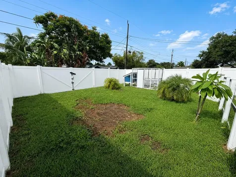 3753 15th Avenue N St Petersburg FL 33713