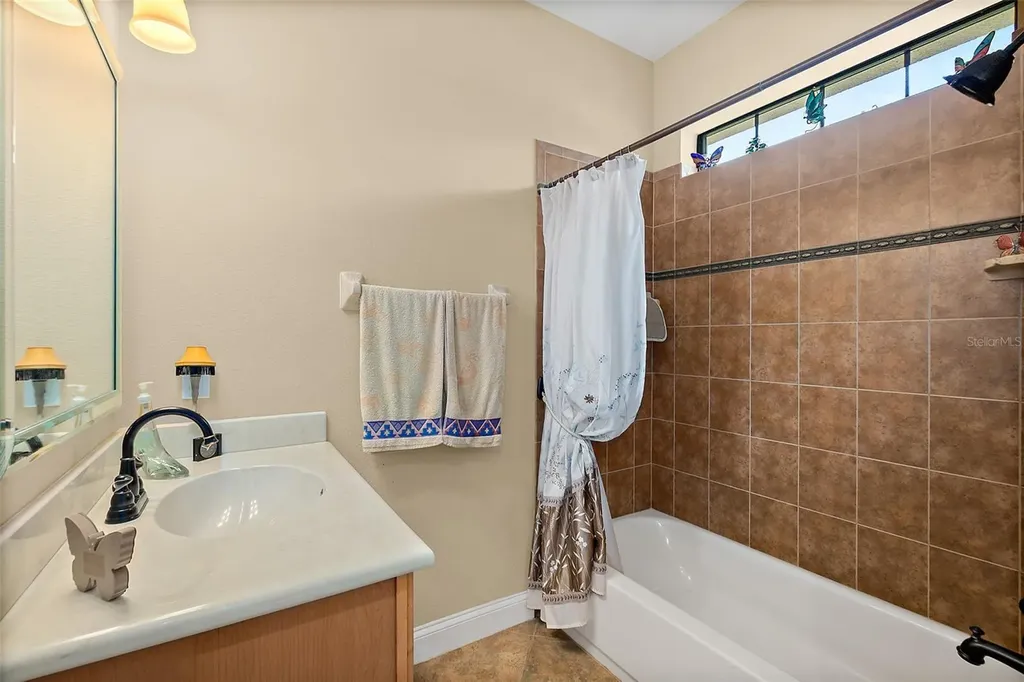 110 S Hummingbird Place Palm Coast FL 32164